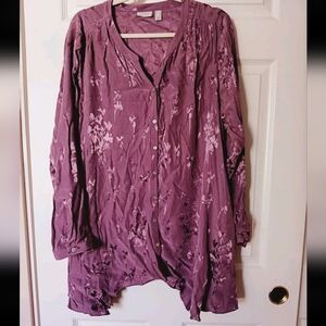 Beautiful Logo Lori Goldstein Plus 1X Purple Top Asymmetrical Floral